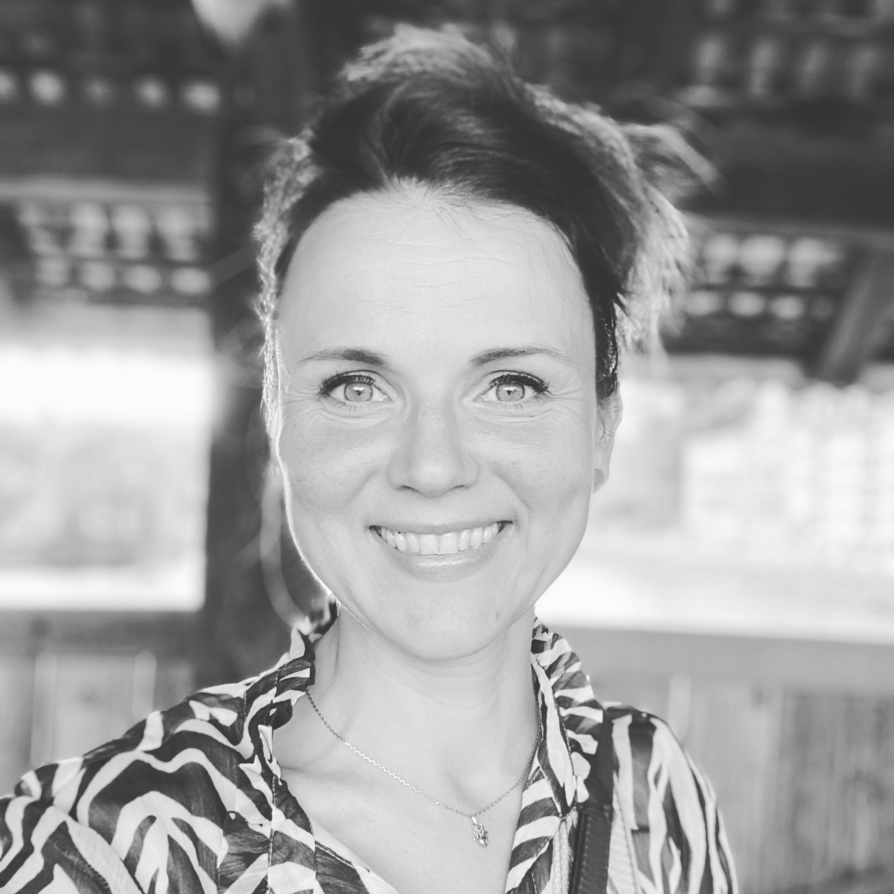 Podcast Deep Spass No Stress (Podcast-Cover)-33 Sabine Licht FrauenSchnack Coaching Burnout Stress